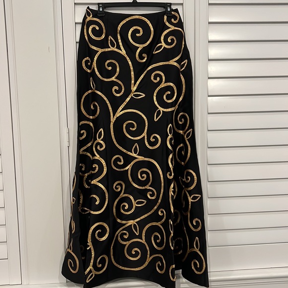Chetta B black file long skirt - Picture 2 of 7